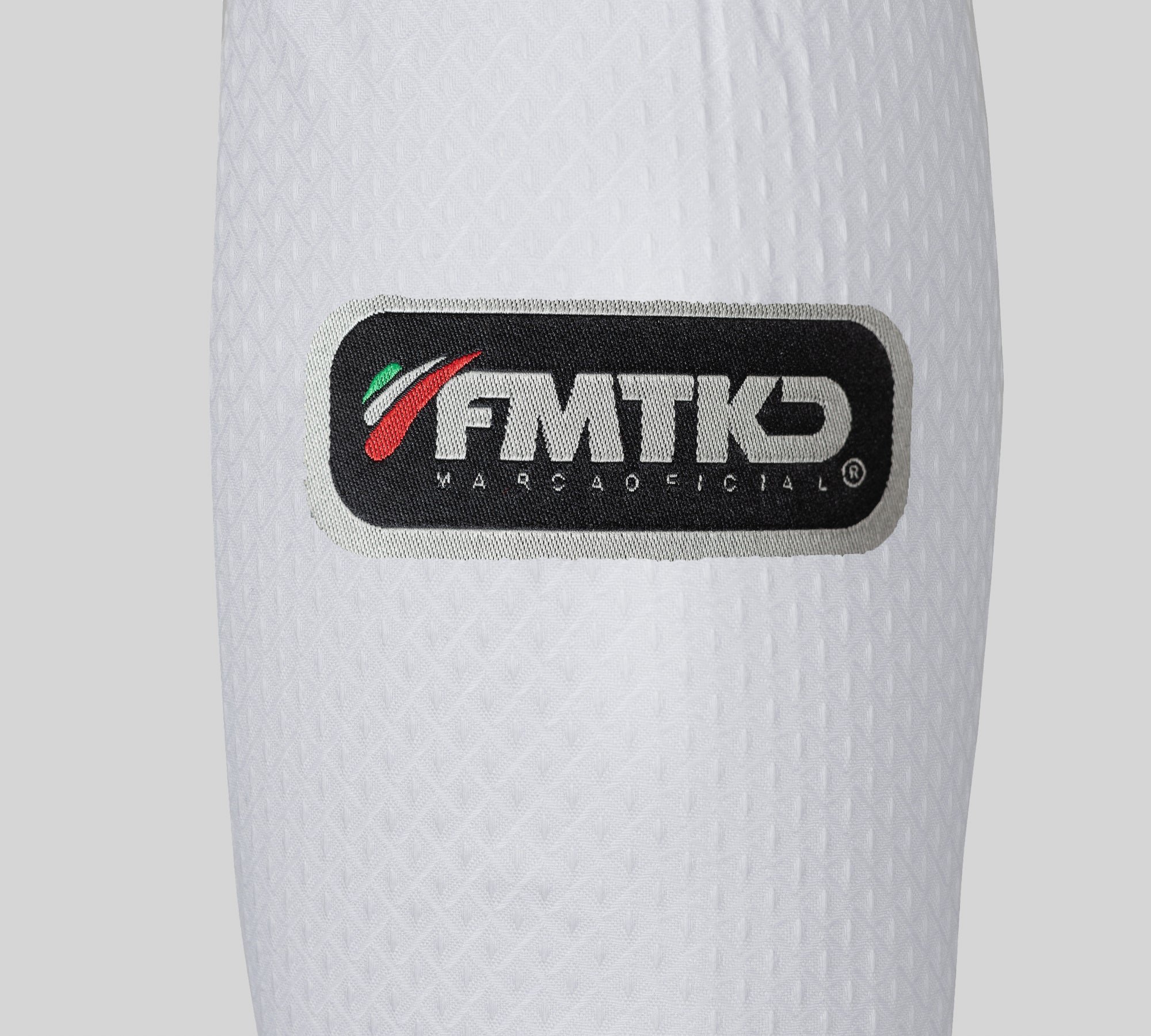 Dobok Master Cuello Negro KOS