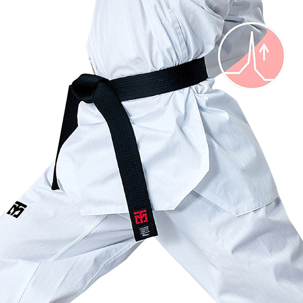 dobok básico de Taekwondo con cuello negro S.5 de Mooto, detalle tela