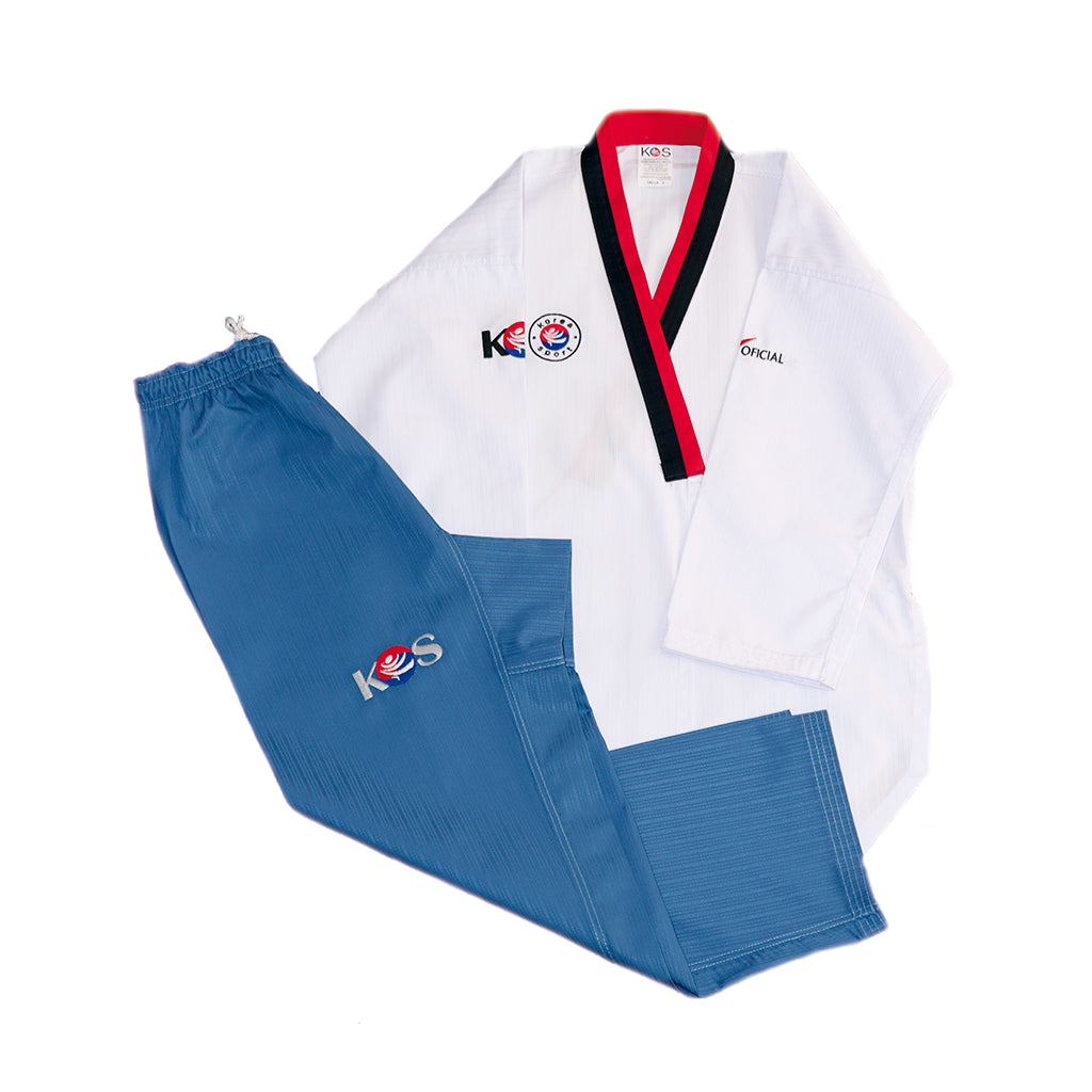 Dobok Poomsae de Taekwondo Poom Hombre, doblado