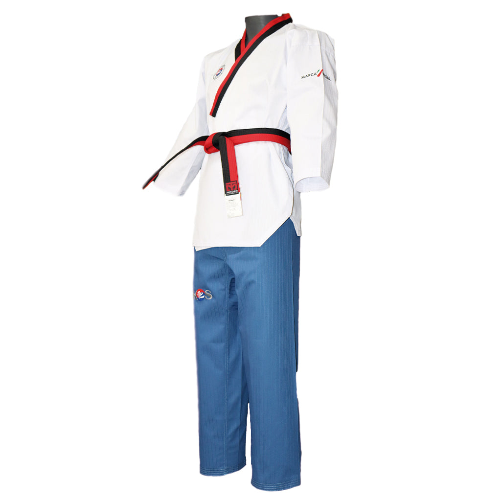 Dobok Poomsae de Taekwondo Prom Hombre, vista lateral