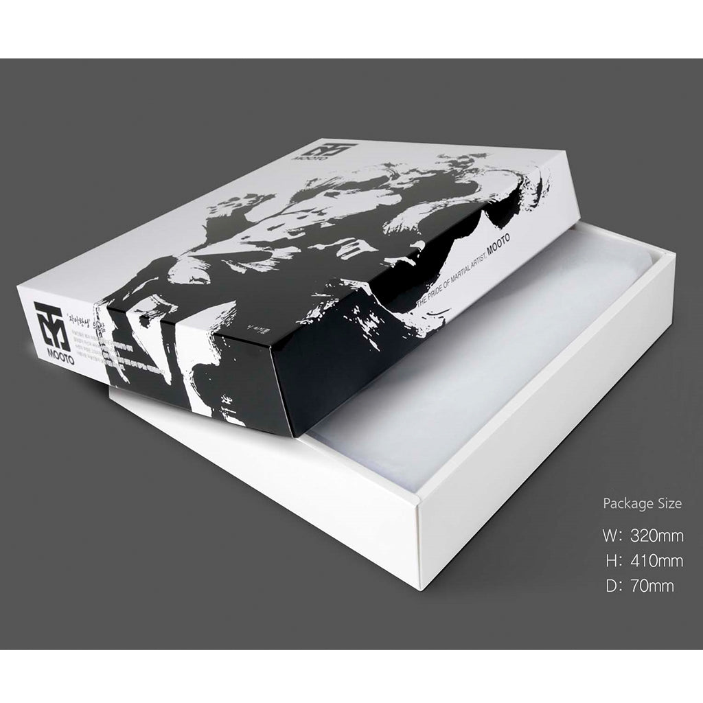 Dobok Grand Master KeumGang Mooto, caja