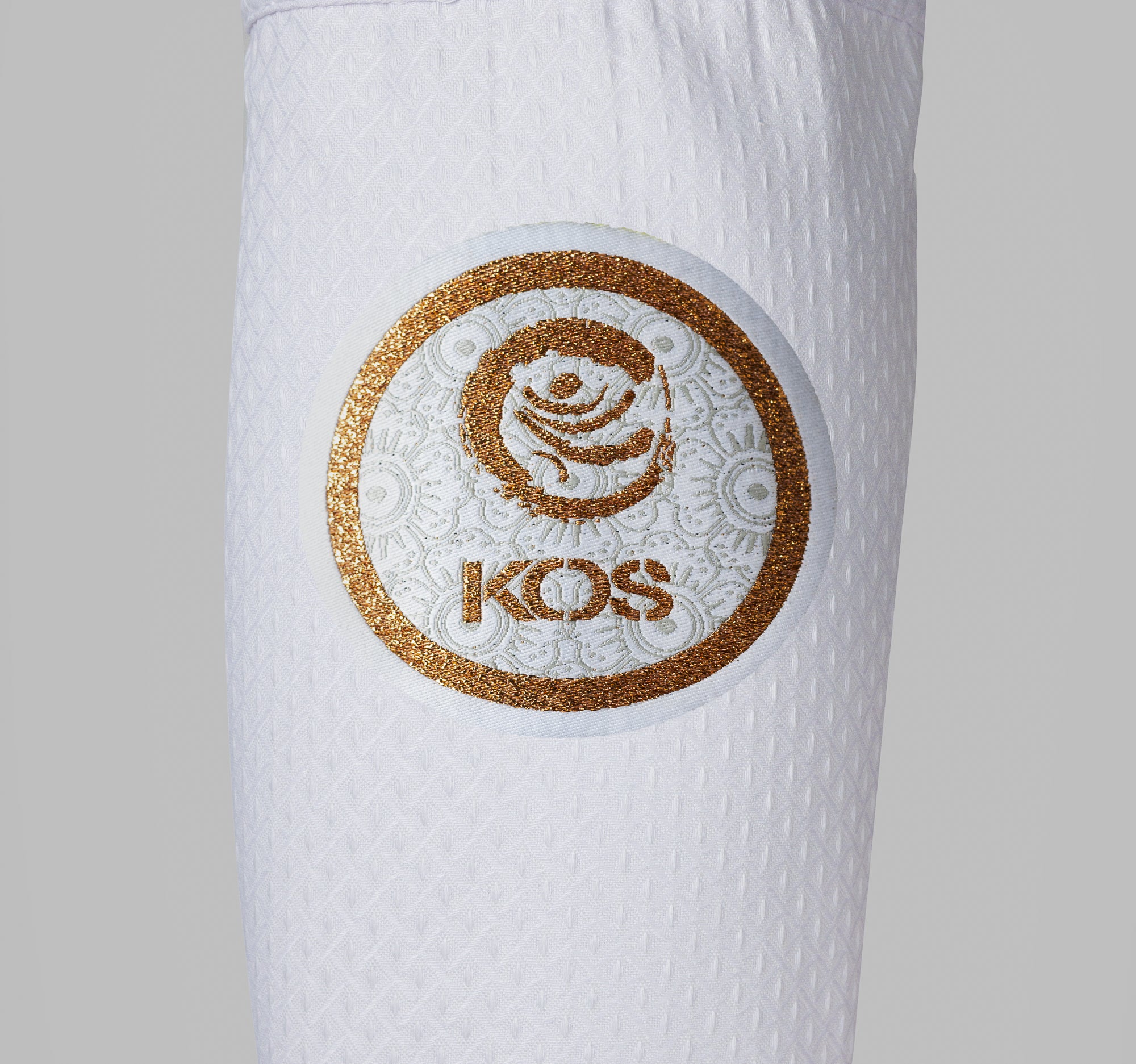 Dobok Master Cuello Poom KOS