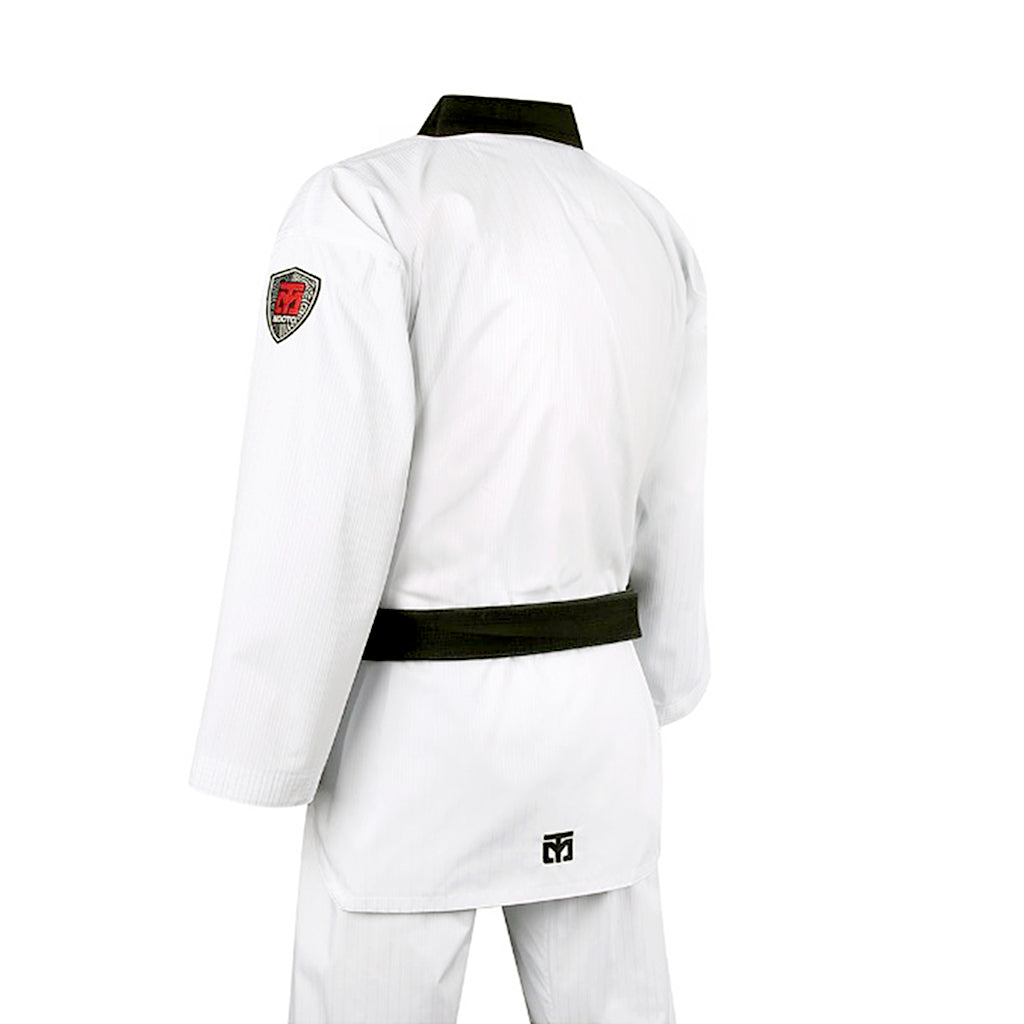 dobok básico de Taekwondo con cuello negro S.5 de Mooto