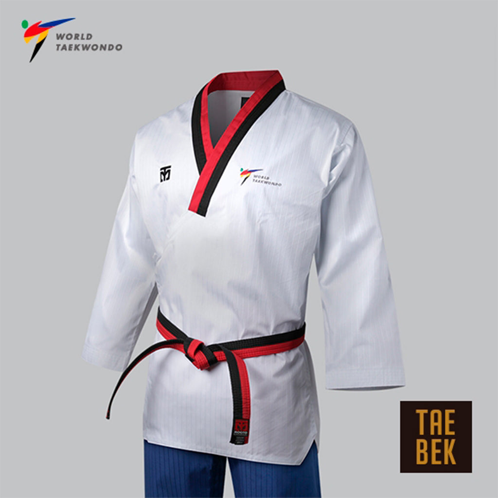 Dobok Poomsae Poom Hombre Mooto, frente